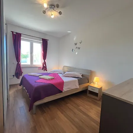 Holiday home House Gordana With A Comfortable Big Yard And A Private Pool *